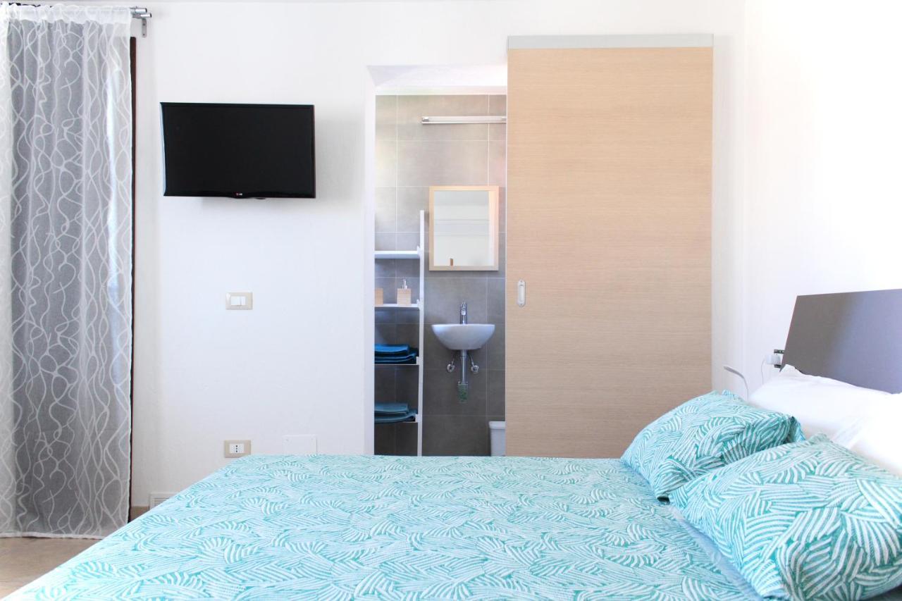 Acquachiara Rooms Villasimius Exteriör bild