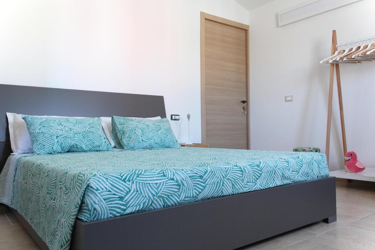 Acquachiara Rooms Villasimius Exteriör bild